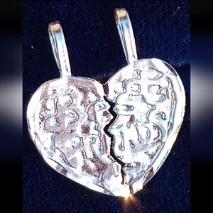 14k white gold pendant